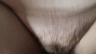 Homemade mature hairy with cumshot